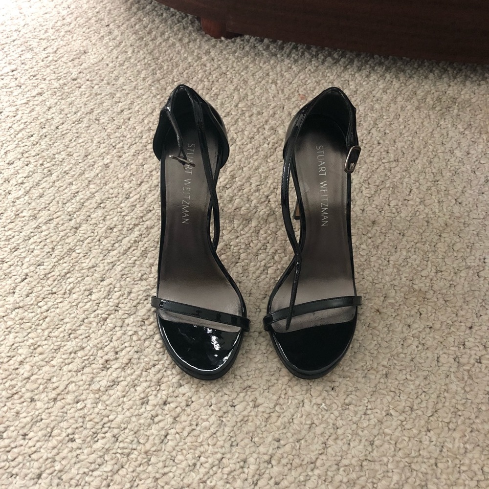 Size 38.5 Authentic Stuart Weitzman Nudist Sandal
